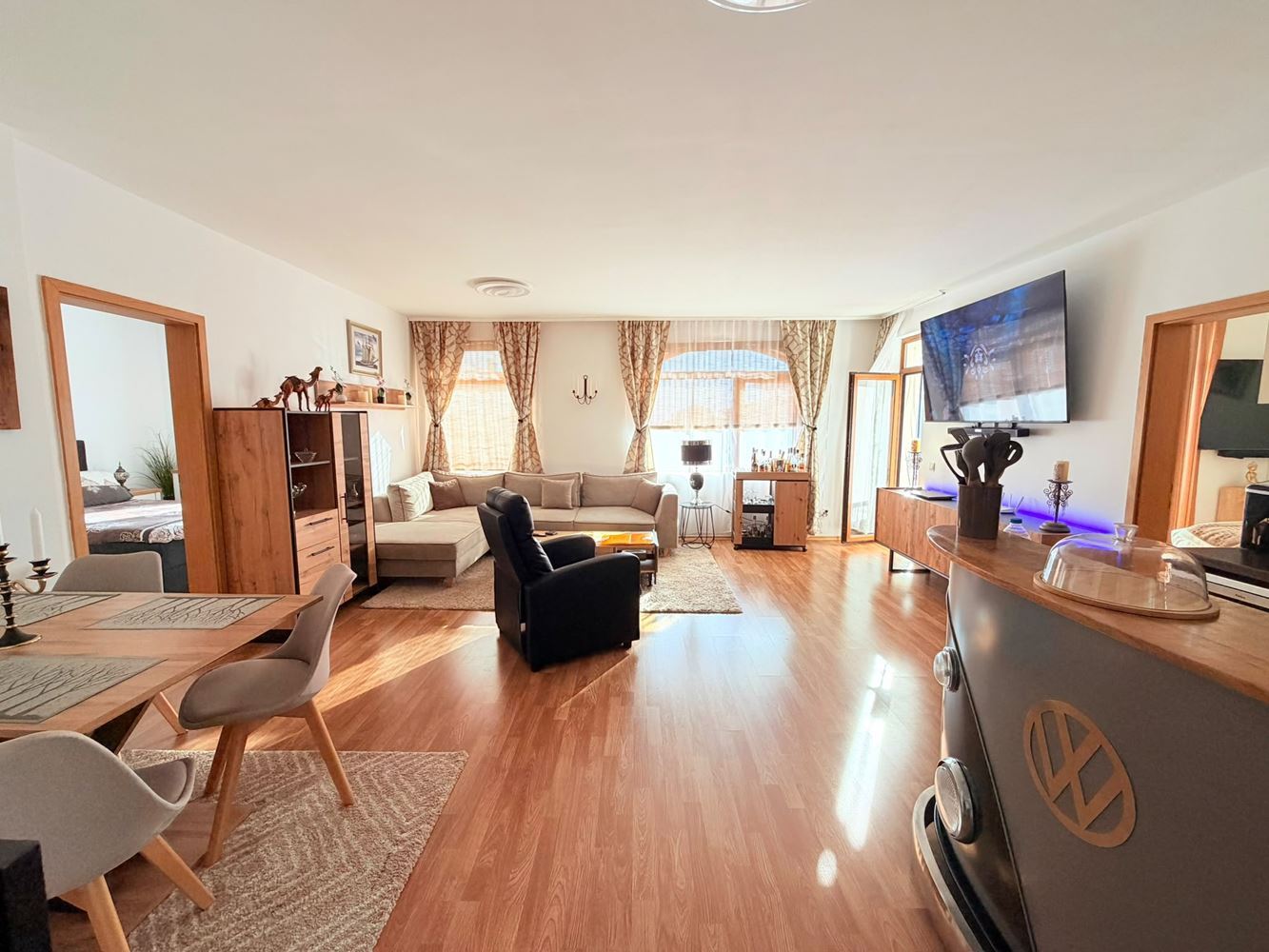 Luxuriöse Wohnung mit zwei Schlafzimmern und Poolblick in Aheloy – vollständig möbliert und bezugsfertig