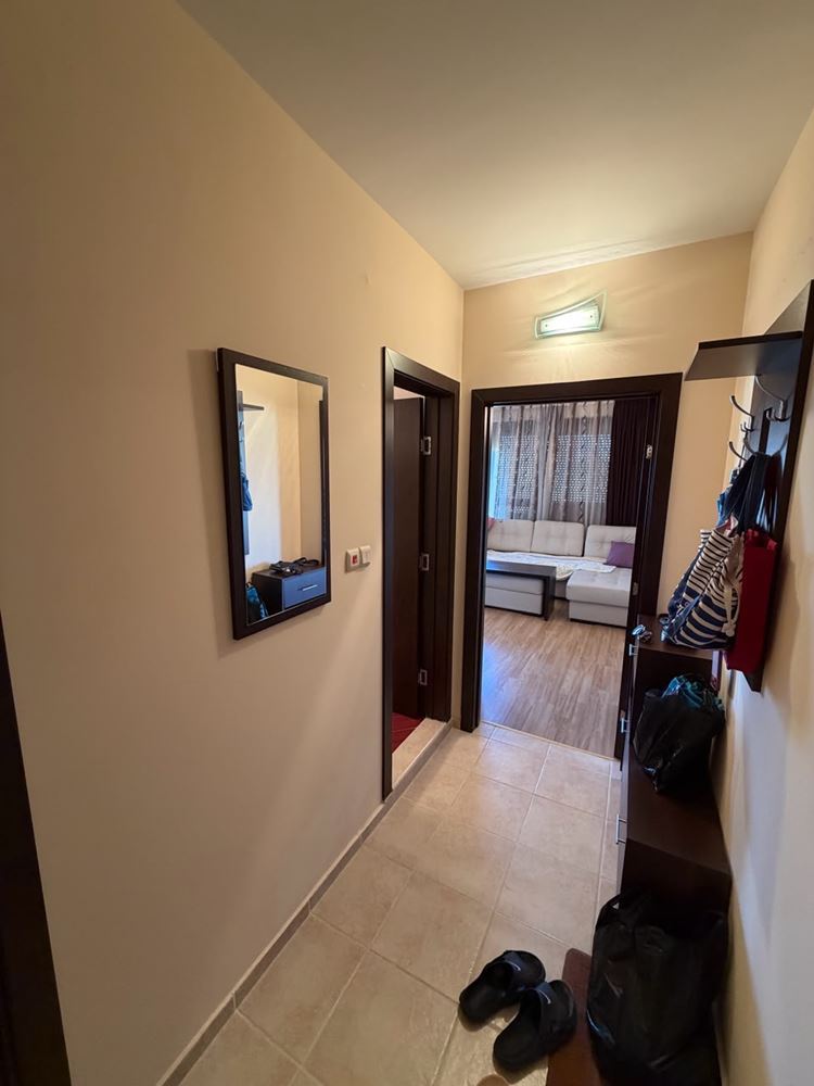 Gemütliche Wohnung mit einem Schlafzimmer in Ravda in einer Wohnanlage – bezugsfertig