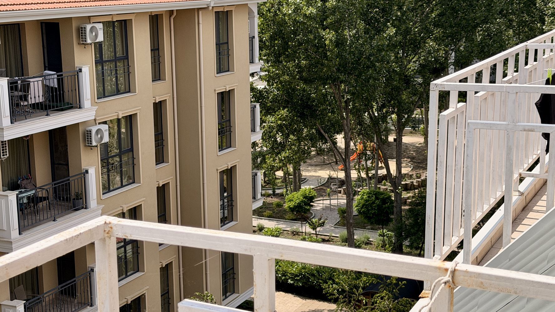 Wohnung mit einem Schlafzimmer in Sunny Beach – Ruhe, Grün und Komfort im Herzen des Resorts