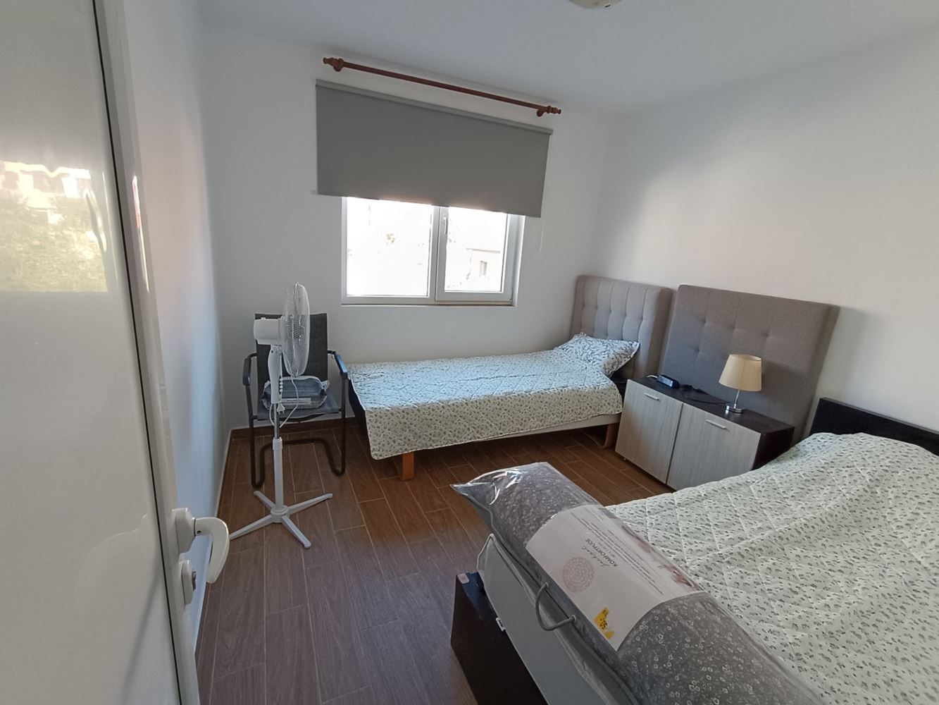 Drei-Zimmer-Wohnung ohne Instandhaltungsgebühr mit Meerblick in Sweti Wlas