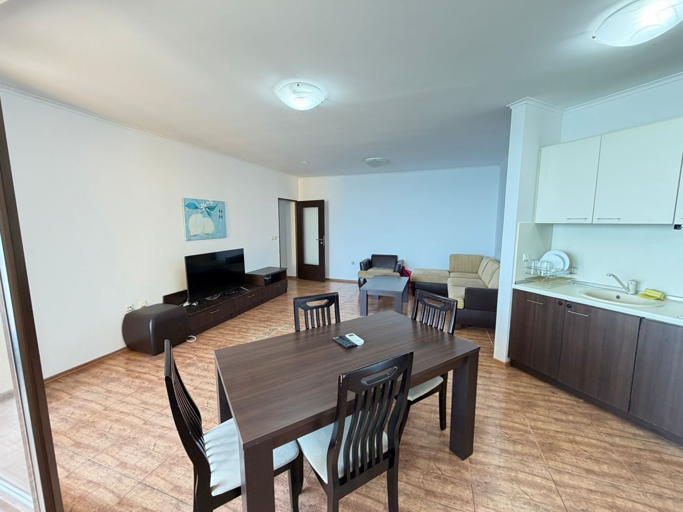 Wohnung mit zwei Schlafzimmern und direktem Meerblick in erster Meereslinie in Nessebar