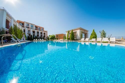 Gemütliche Wohnung in Sveti Vlas im Erdgeschoss – Meer, Berge und luxuriöse Anlage