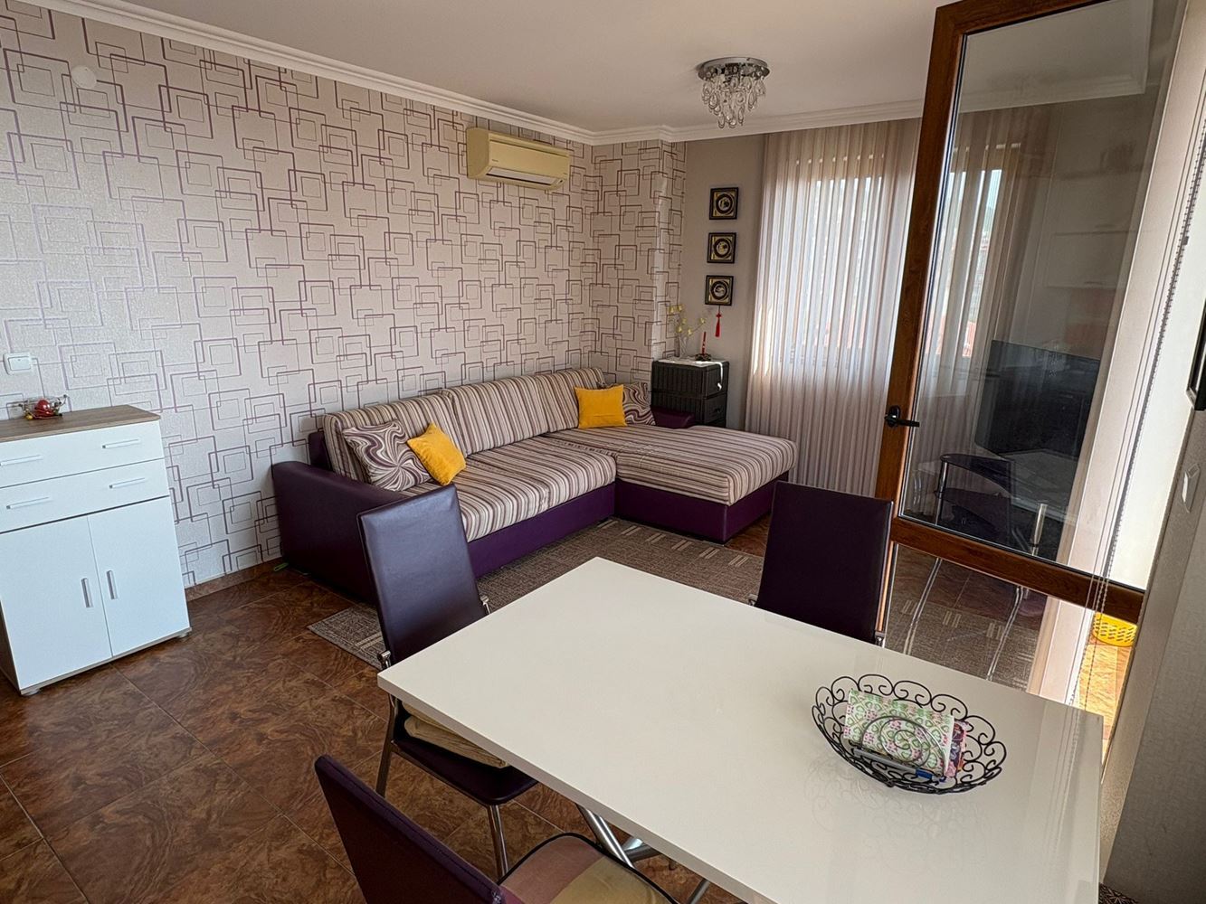 Drei-Zimmer-Wohnung mit Panoramablick auf das Meer in Sveti Vlas – 200 m vom Strand