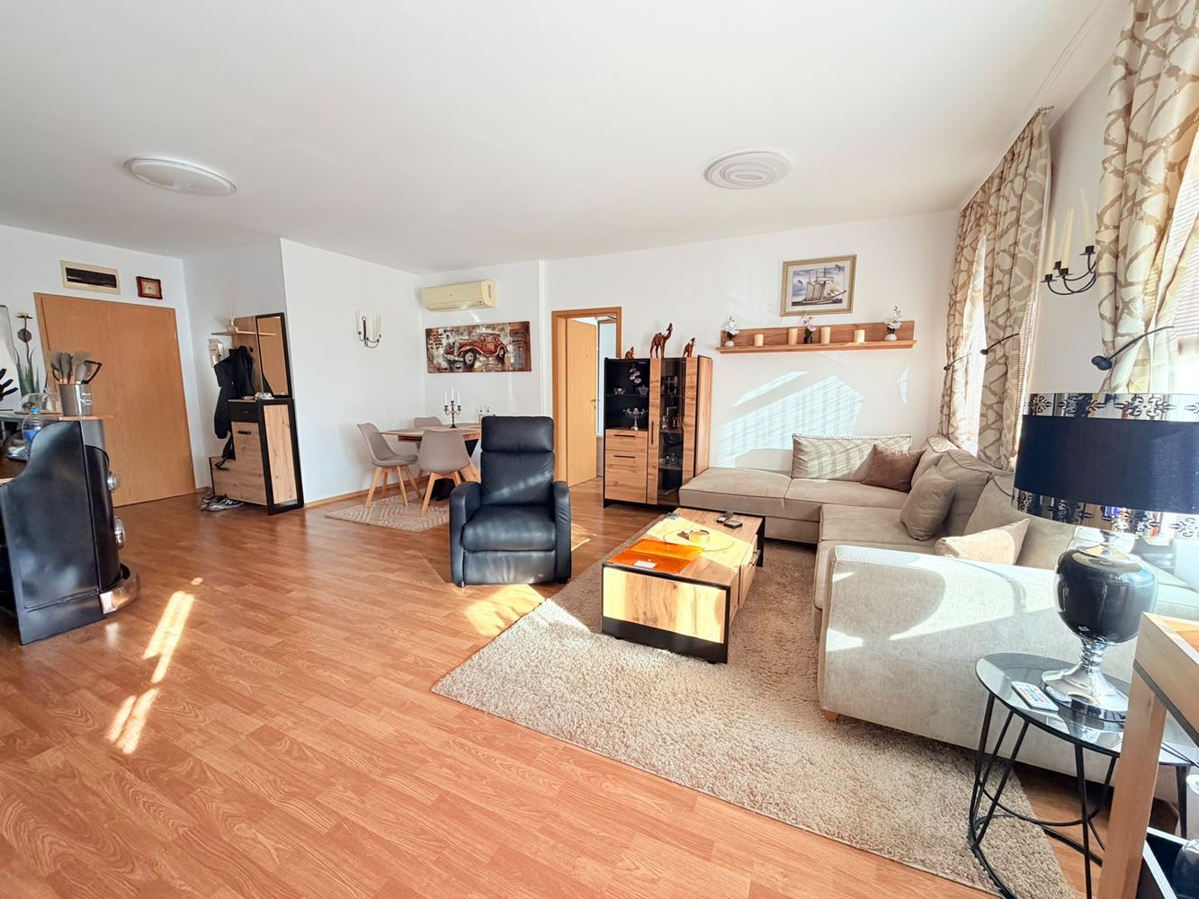 Luxuriöse Wohnung mit zwei Schlafzimmern und Poolblick in Aheloy – vollständig möbliert und bezugsfertig