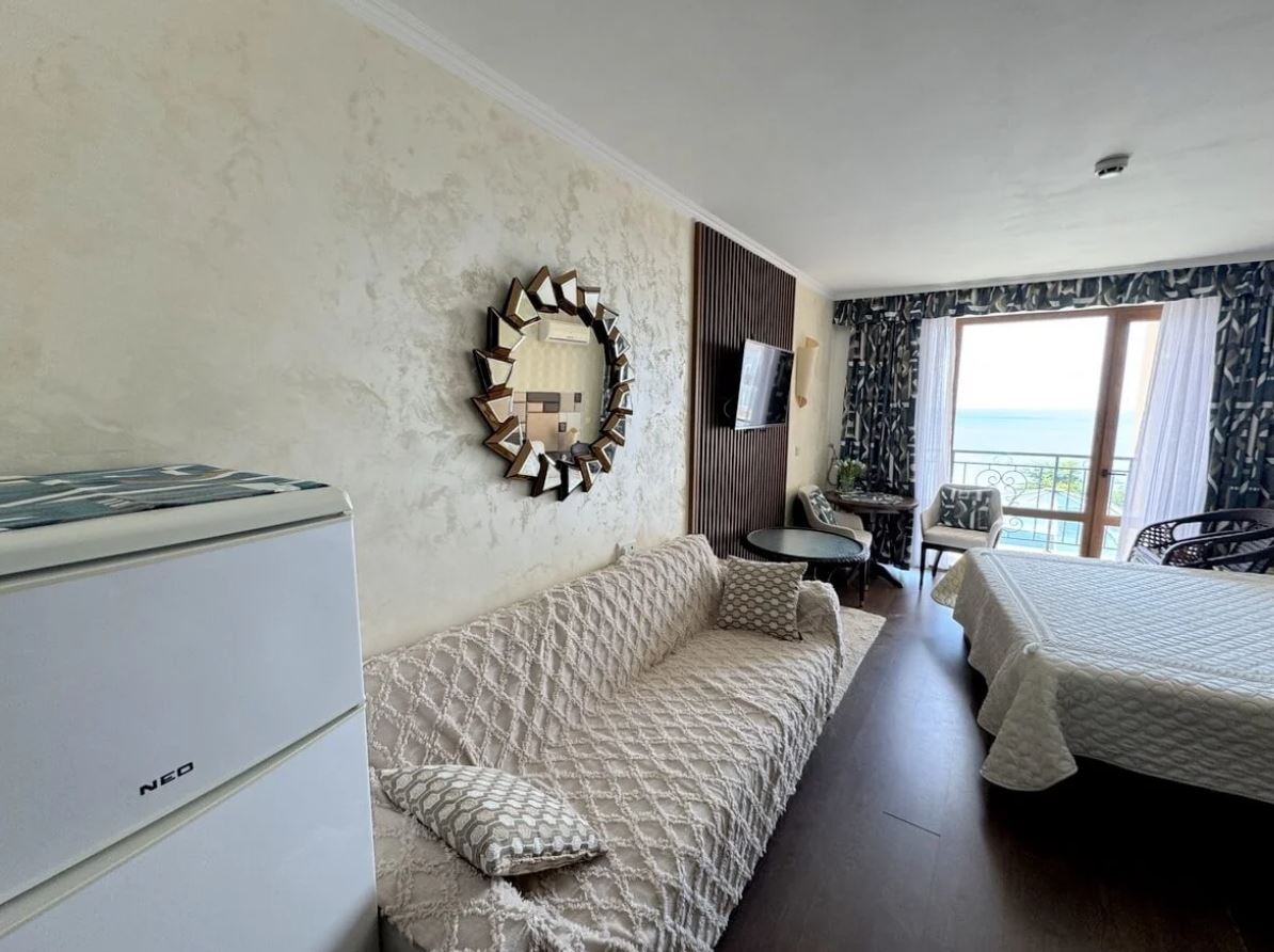 Luxuriöses Studio mit Meerblick im Herzen von Sveti Vlas