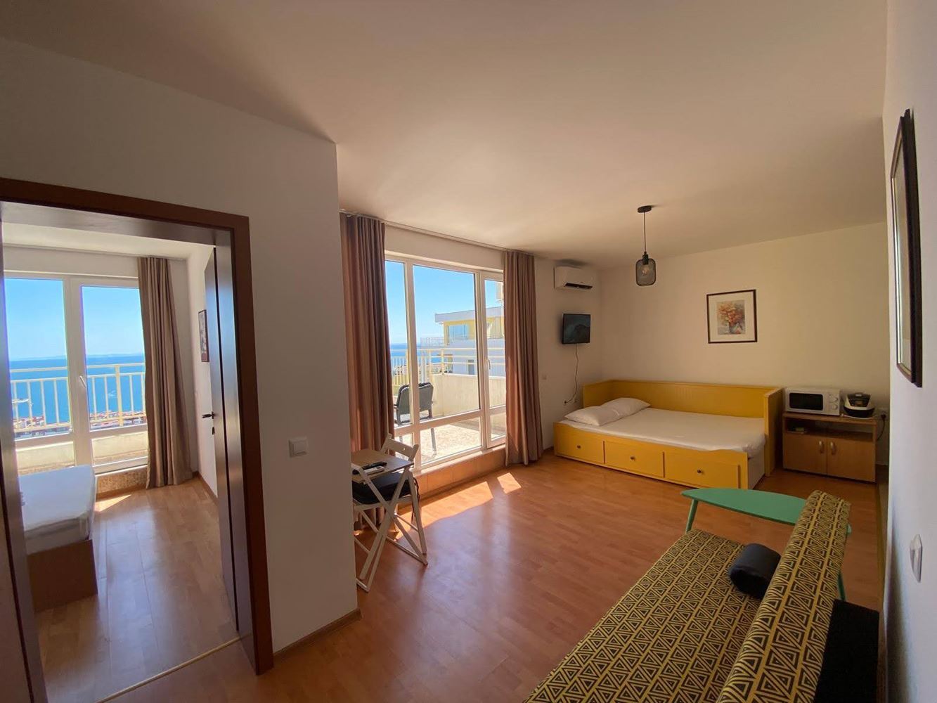 2-Zimmer-Wohnung mit Panoramameerblick in einer luxuriösen Anlage mit zahlreichen Dienstleistungen