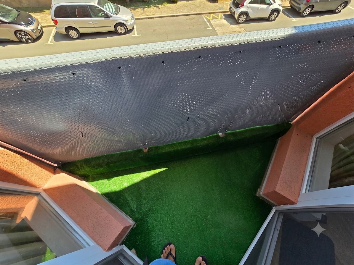 Gemütliche Wohnung mit einem Schlafzimmer in einer Wohnanlage mit eigener Infrastruktur