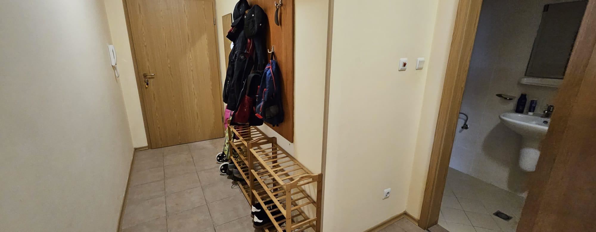 Luxus und Großzügigkeit direkt am Strand – 3-Zimmer-Wohnung in Ravda, nur 50 Meter vom Meer entfernt