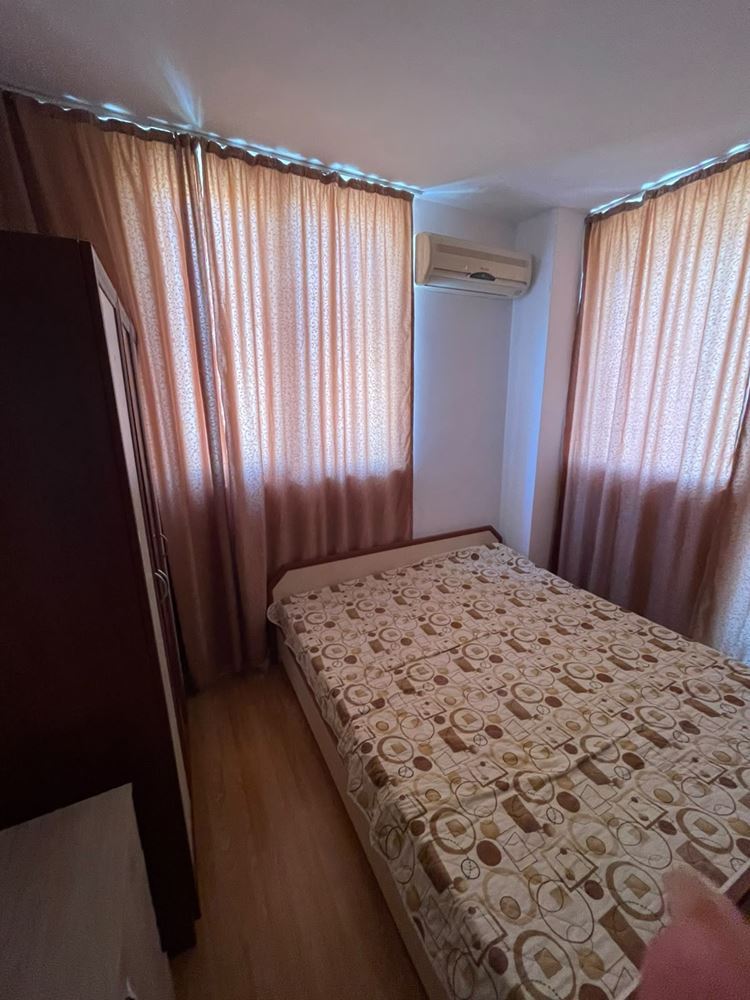 Möblierte Wohnung mit einem Schlafzimmer in Sonnenstrand – ausgezeichnete Lage und Annehmlichkeiten