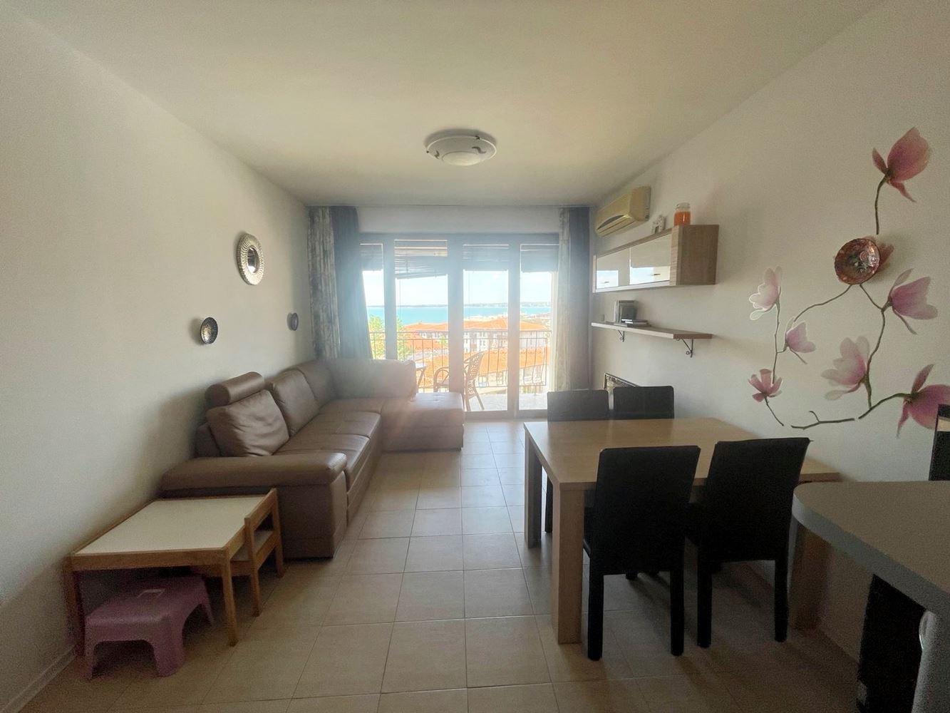 Geräumige 2-Zimmer-Wohnung mit Meerblick in Sveti Vlas