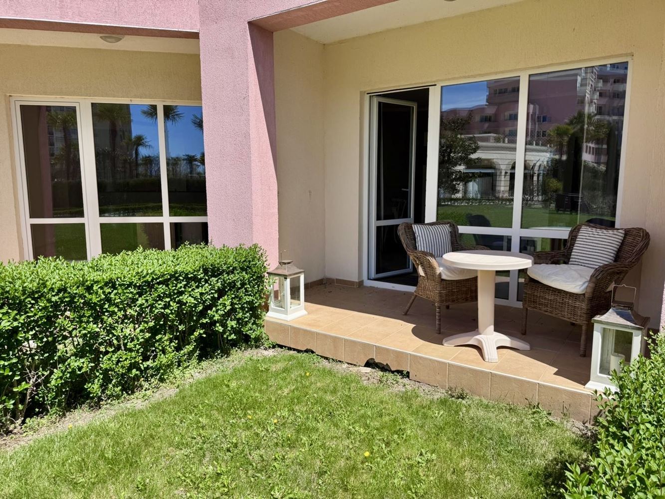 Luxuriöse Einzimmerwohnung in einem prestigeträchtigen First-Line-Komplex – Komfort, Stil und endlose Annehmlichkeiten