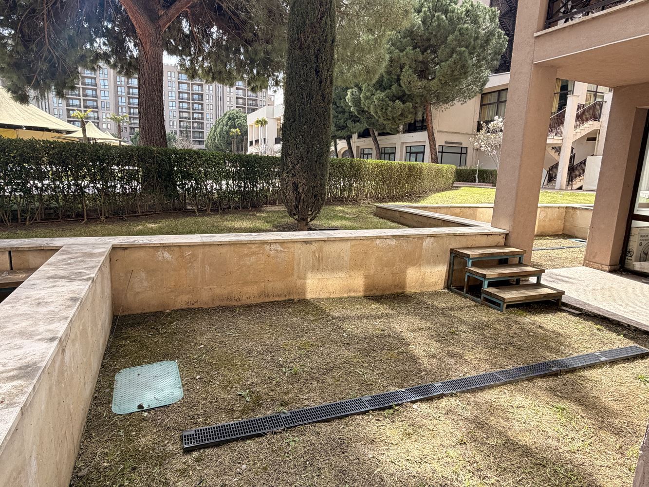 Exklusives Studio mit Garten und direktem Poolzugang – 100 m vom Meer in Sonnenstrand