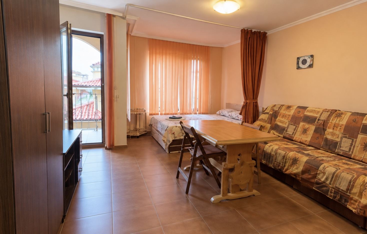 Sveti Vlas: Stilvolles Studio mit Südausrichtung in einer Anlage mit Pool und Act 16