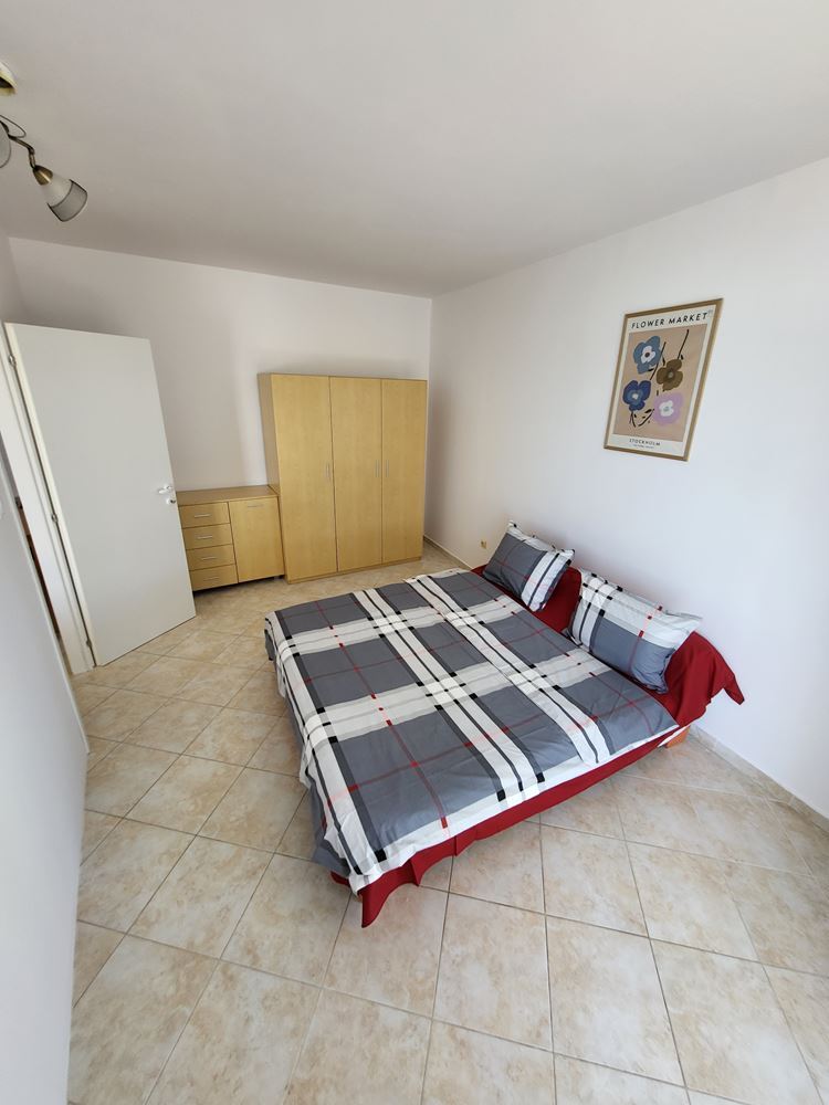Kleine Zweizimmerwohnung mit direktem Zugang zum Pool – gemütliche Immobilie in einer Wohnanlage mit umfangreicher Infrastruktur nahe Sonnenstrand