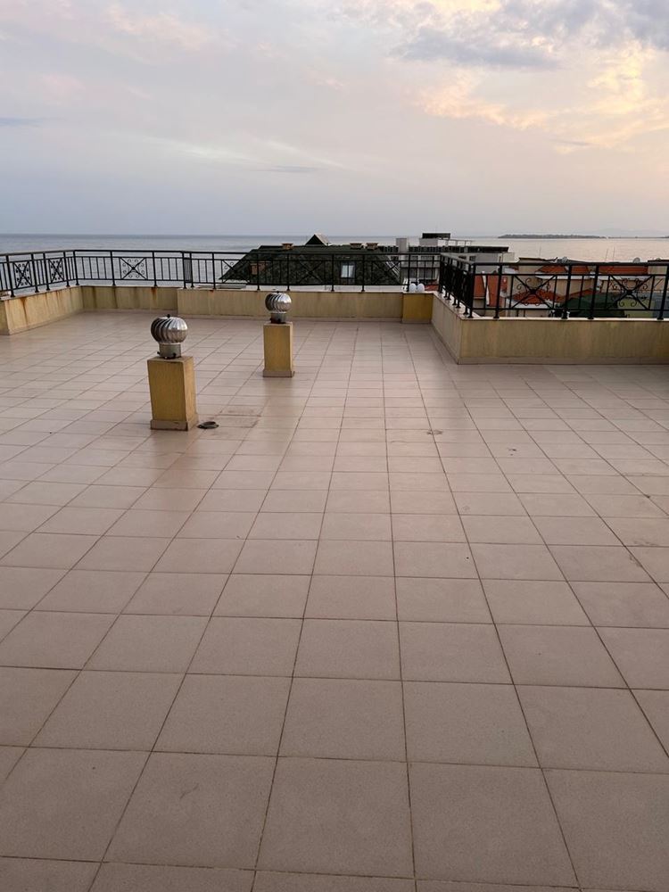 Geräumige Wohnung mit zwei Schlafzimmern und Panoramameerblick in Sveti Vlas