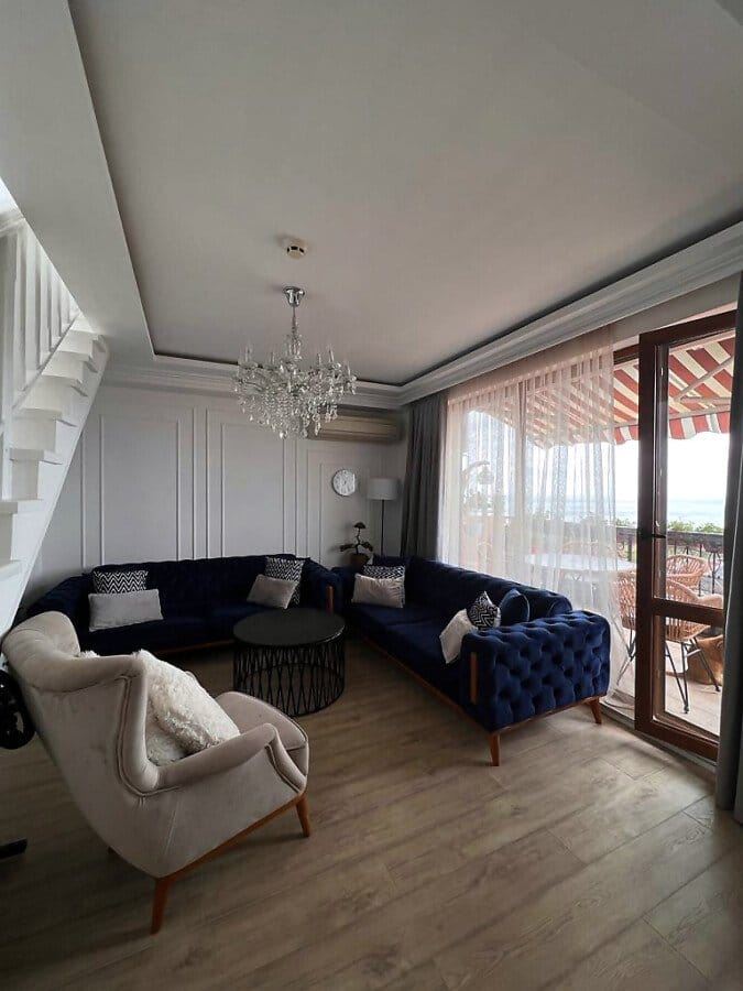 Komfortable Maisonette-Wohnung mit zwei Schlafzimmern und Meerblick in Sveti Vlas – Immobilie in prestigeträchtiger Lage mit beeindruckender Aussicht