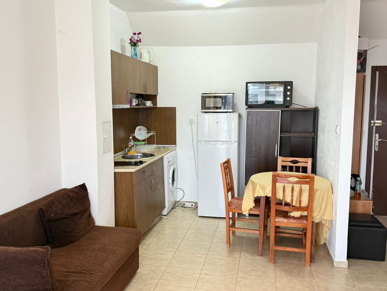 Zweizimmerwohnung mit Meerpanorama in Sveti Vlas – ausgezeichnete Investition in eine bezugsfertige Immobilie