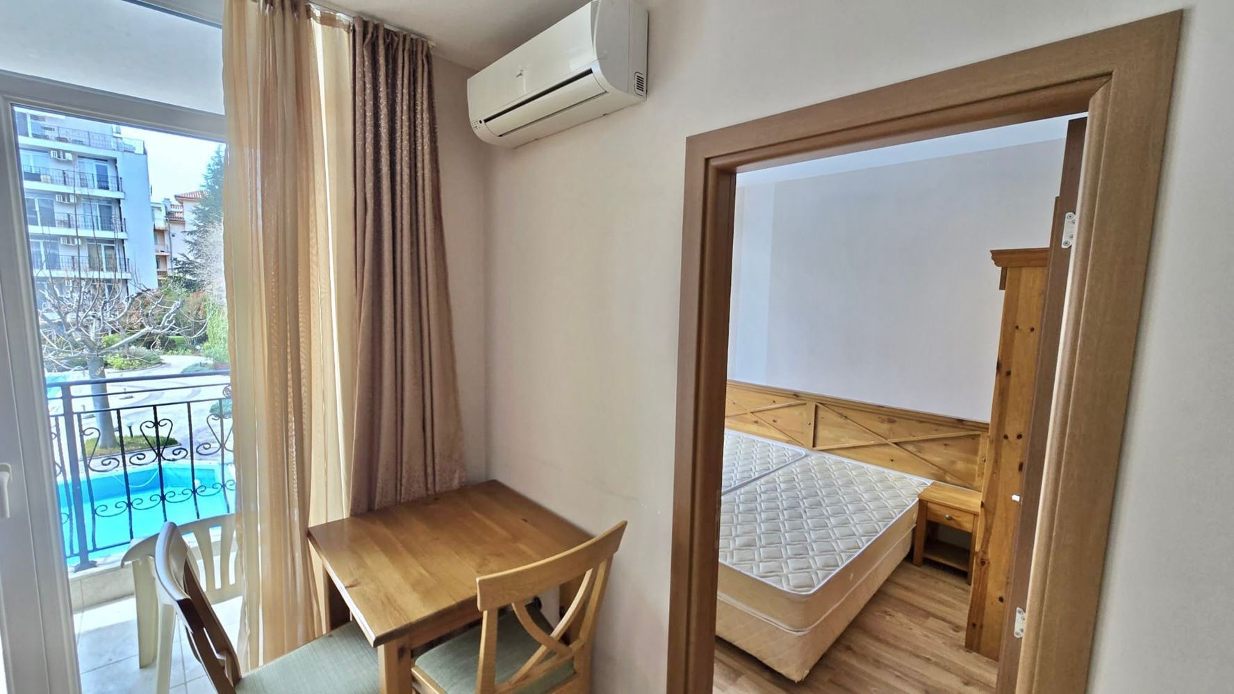 Gemütlichkeit, Stil und Komfort am Meer – Zwei-Schlafzimmer-Wohnung im Herzen von Sonnenstrand