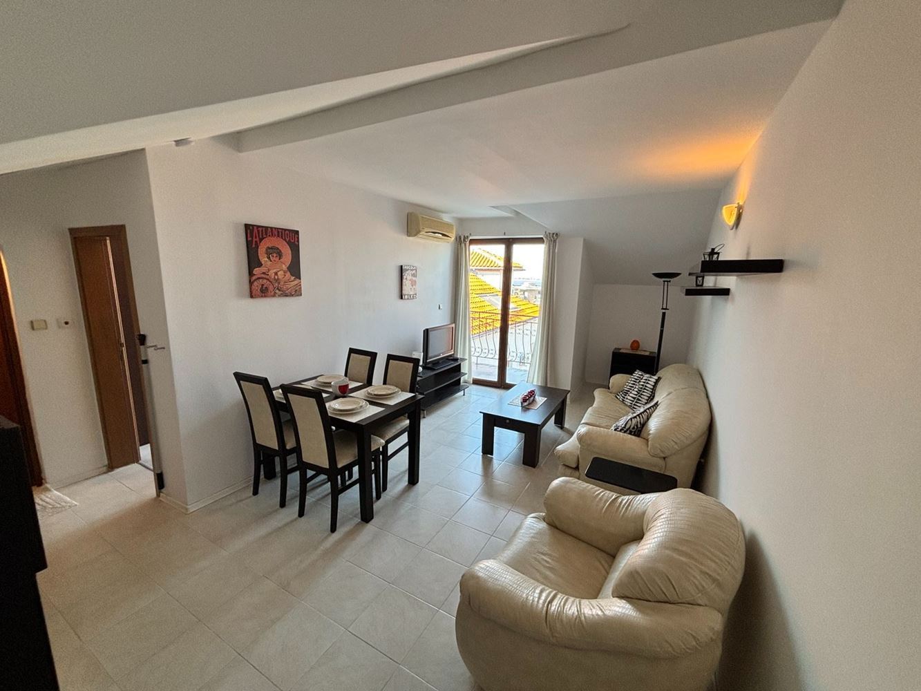 Gemütliche 2-Zimmer-Wohnung mit Panoramablick auf das Meer in Sveti Vlas