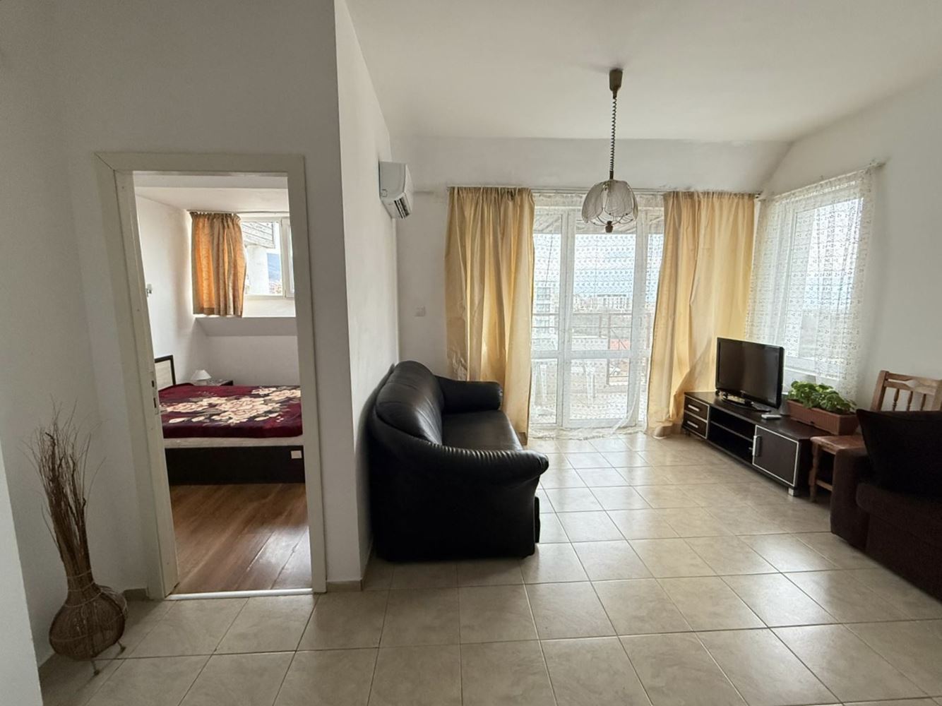 Zweizimmerwohnung mit Meerpanorama in Sveti Vlas – ausgezeichnete Investition in eine bezugsfertige Immobilie