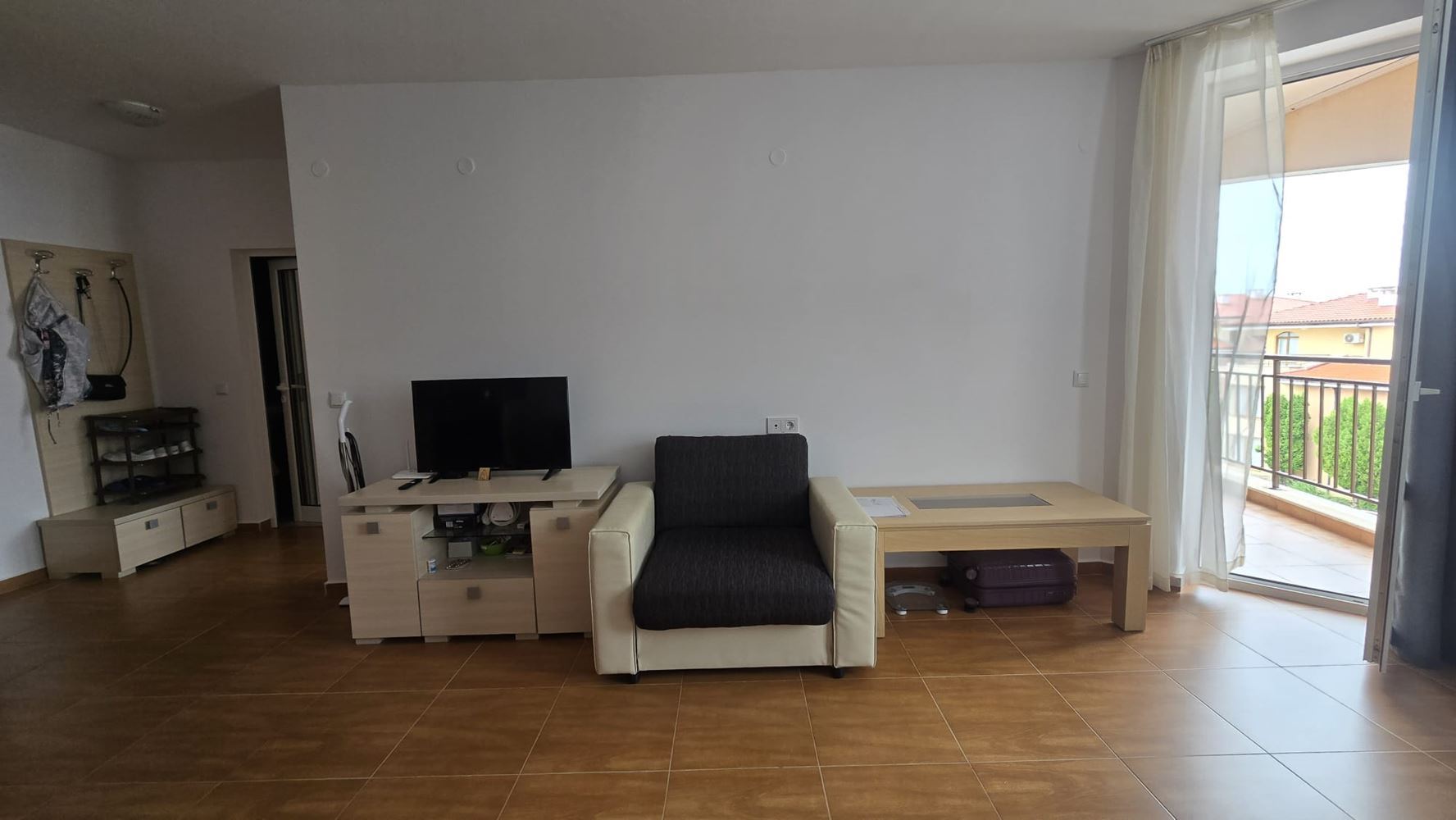 Zweizimmerwohnung mit Poolblick in Sveti Vlas – nur wenige Meter vom Meer entfernt