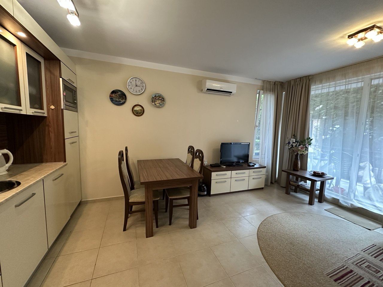2-Zimmer-Wohnung mit herrlicher Aussicht in Pomorie – ein gemütliches Zuhause am Meer