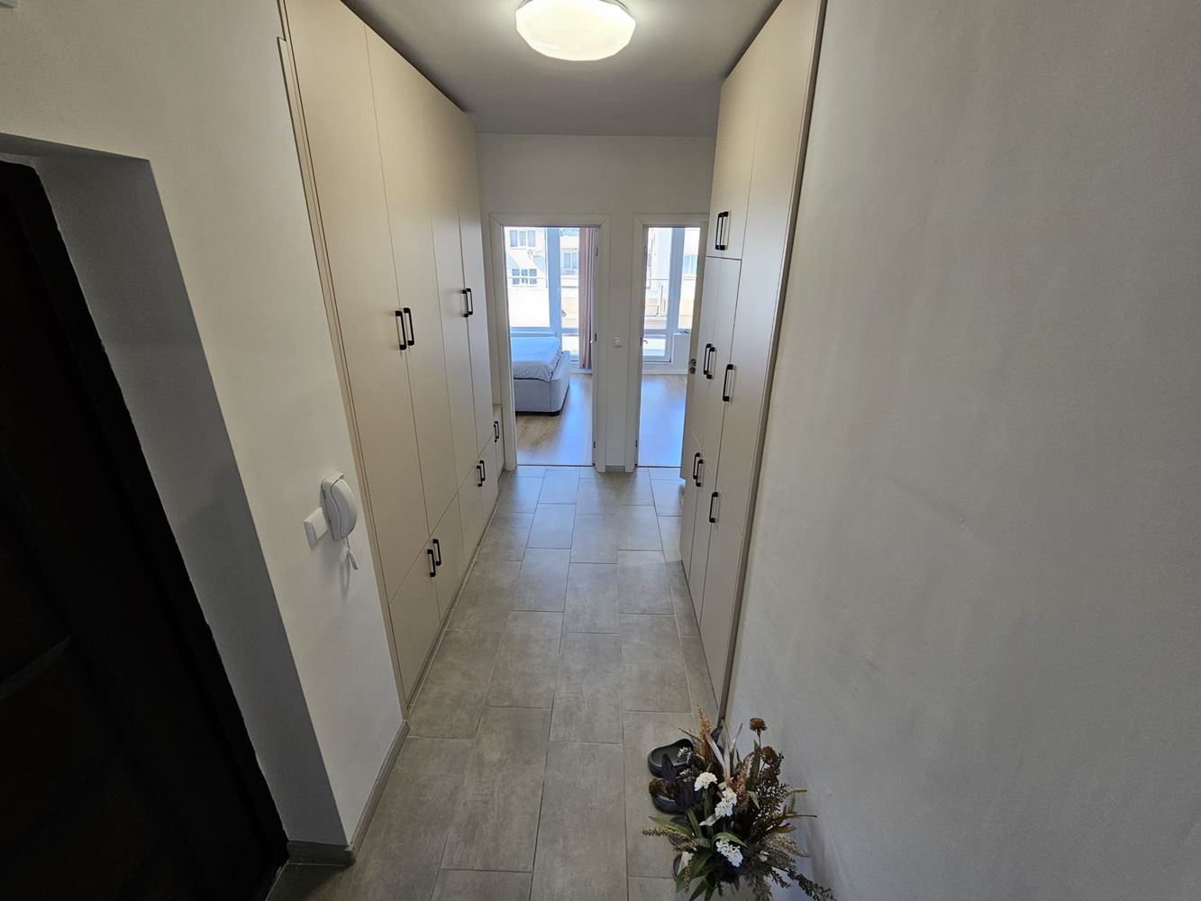 Geräumige und helle Zwei-Zimmer-Wohnung mit zwei großen Terrassen in Meden Rudnik – ideal für Familie oder Investition