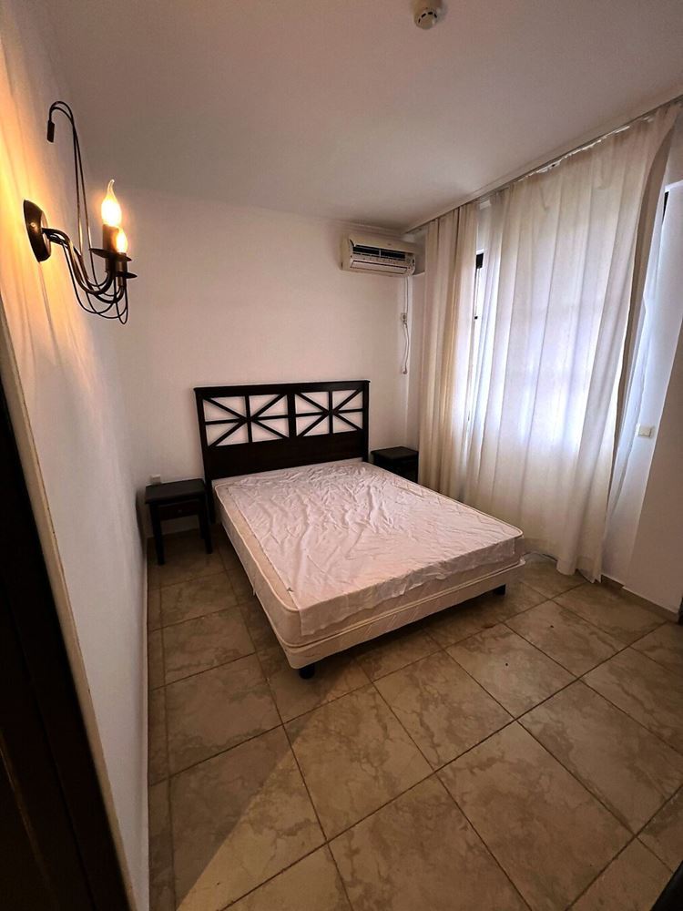 Drei-Zimmer-Wohnung mit Panoramablick auf das Meer und den Pool – erste Meereslinie in Obzor!
