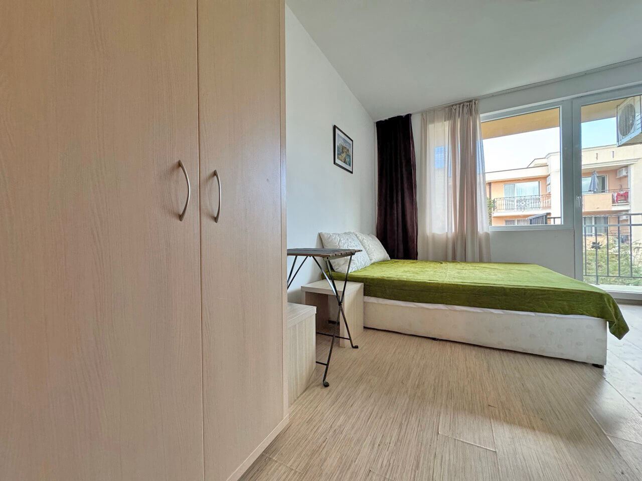 Möbliertes Studio mit Poolblick in Sonnenstrand – eine ausgezeichnete Wahl für Urlaub und Investition