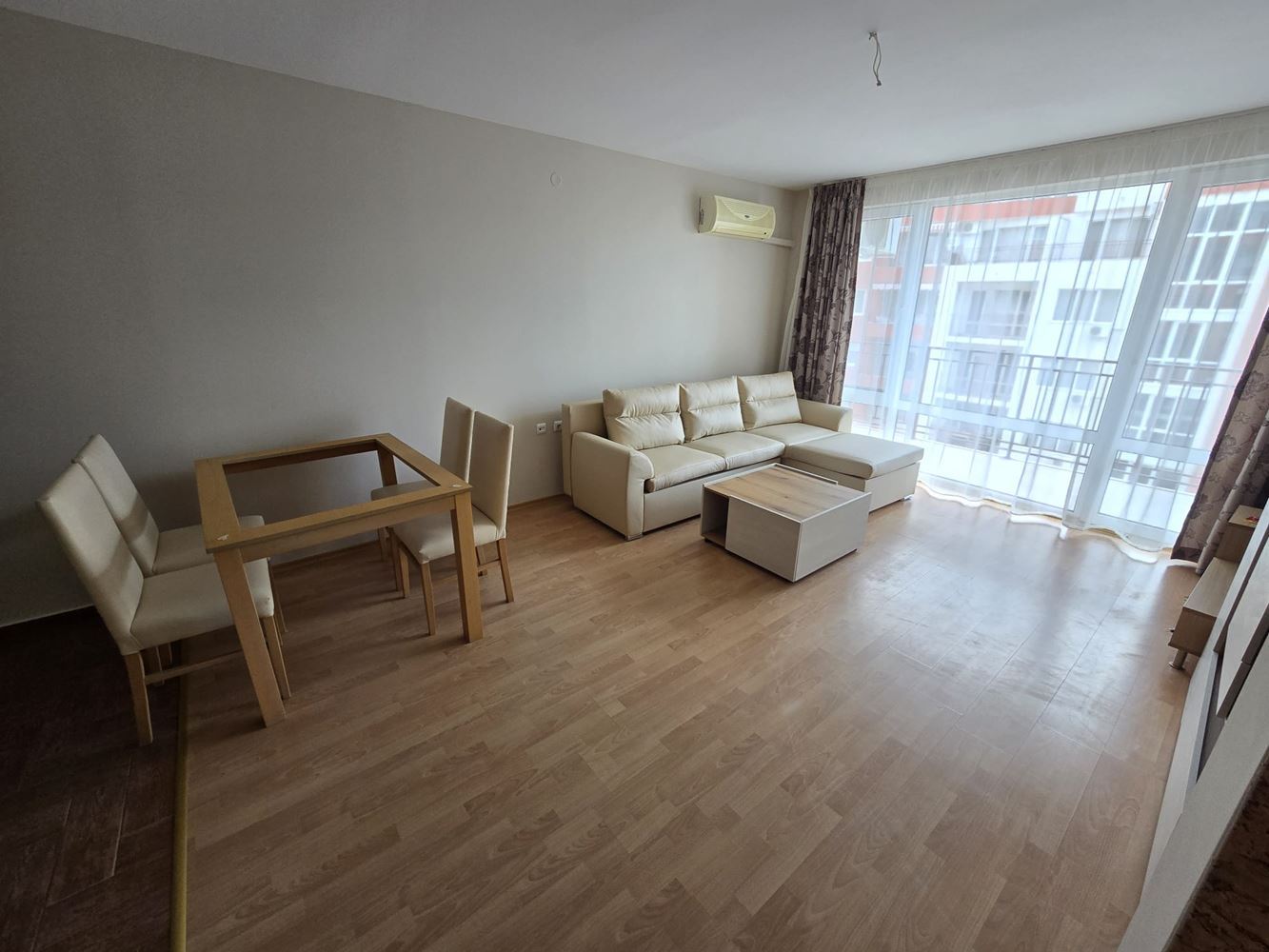 Wunderschöne 2-Zimmer-Wohnung in Sveti Vlas mit Meerblick – hervorragende Investition nur wenige Schritte vom Strand entfernt