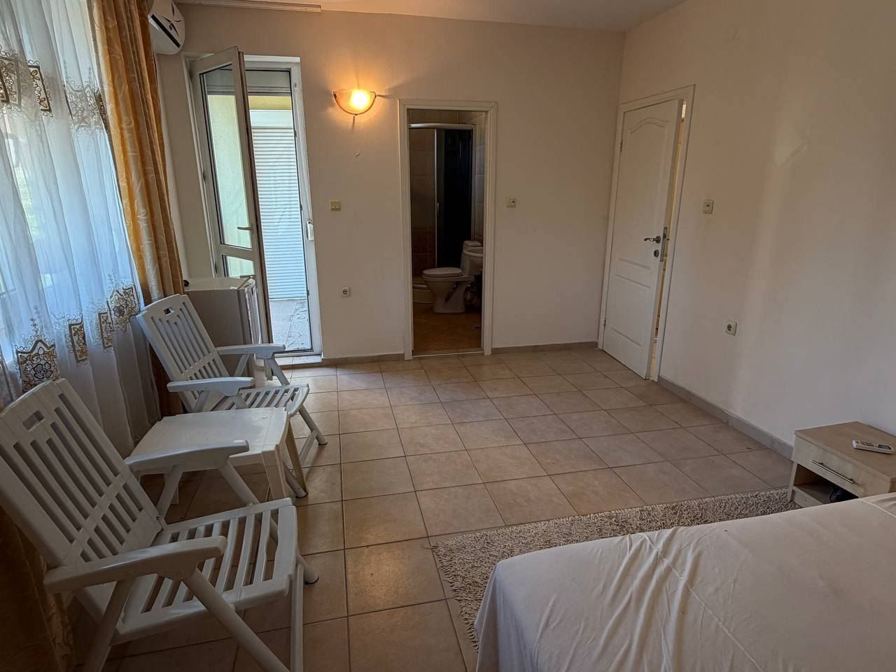Geräumige Drei-Zimmer-Wohnung 200 m vom Strand in Sonnenstrand – mit niedrigen Instandhaltungskosten
