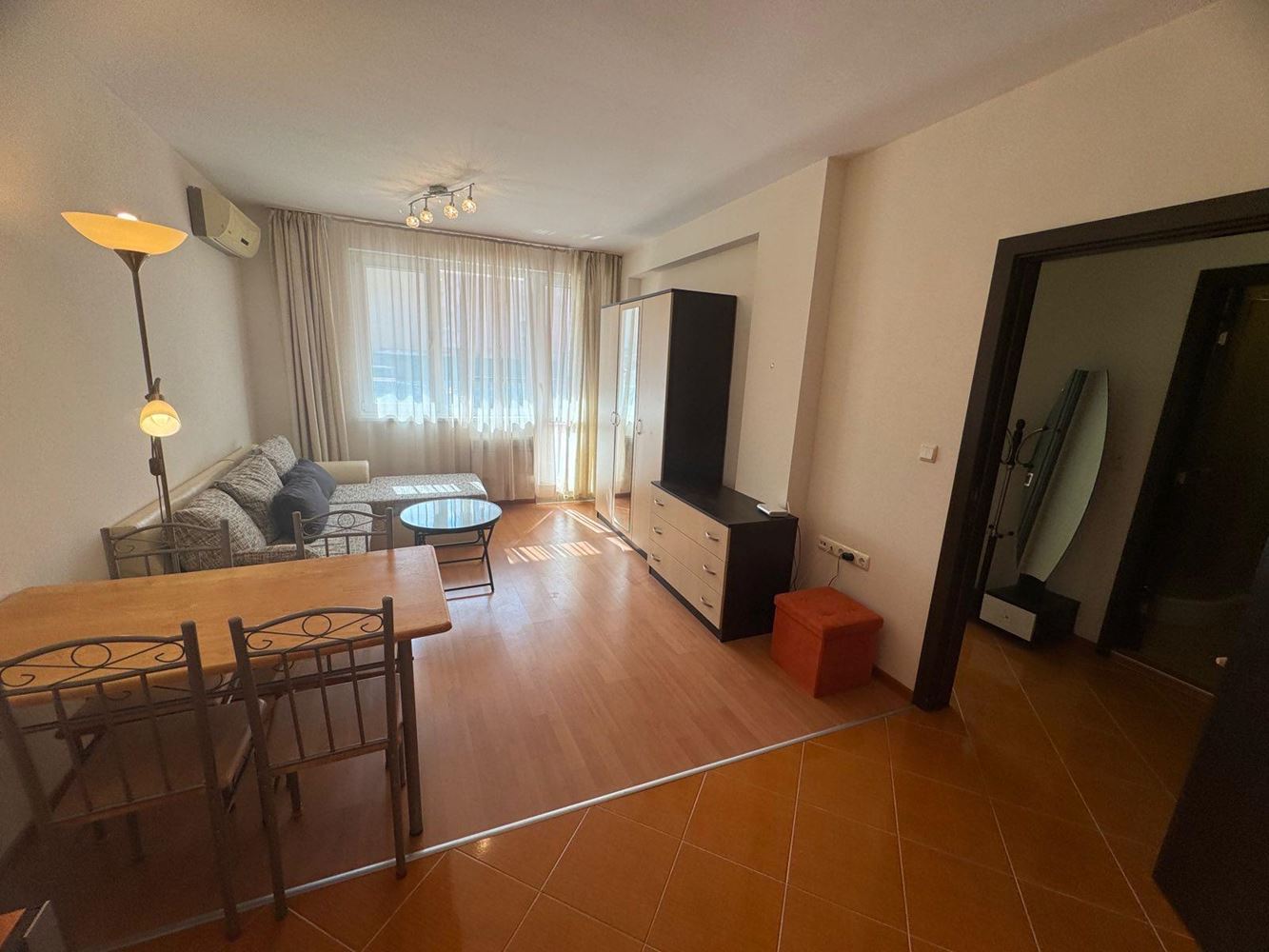 Erdgeschoss-Wohnung mit einem Schlafzimmer in der Altstadt von Pomorie – nahe am Meer