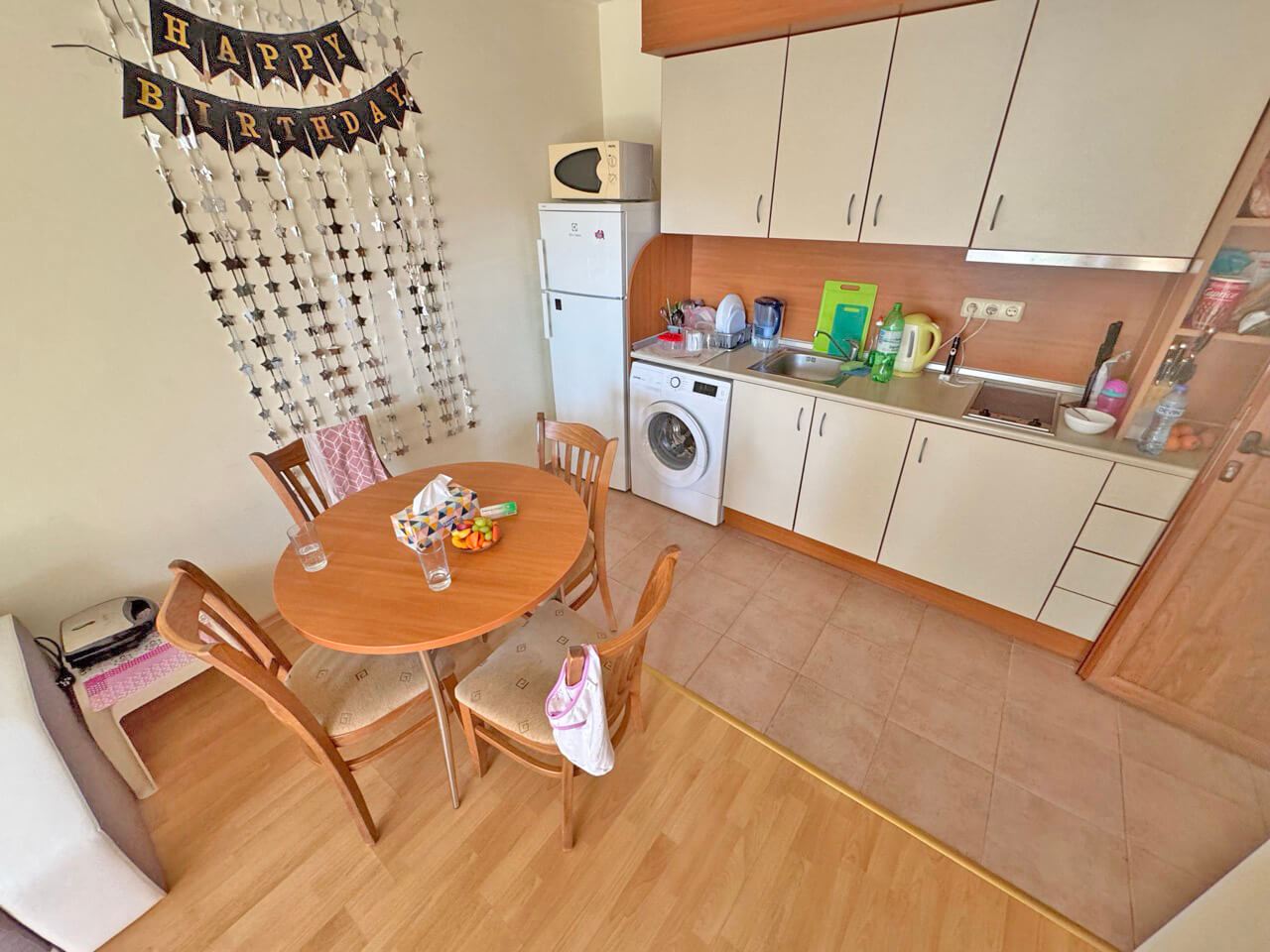 Drei-Zimmer-Wohnung in Sonnenstrand – hervorragende Lage am Meer, Komfort und vollständige Bezugsfertigkeit