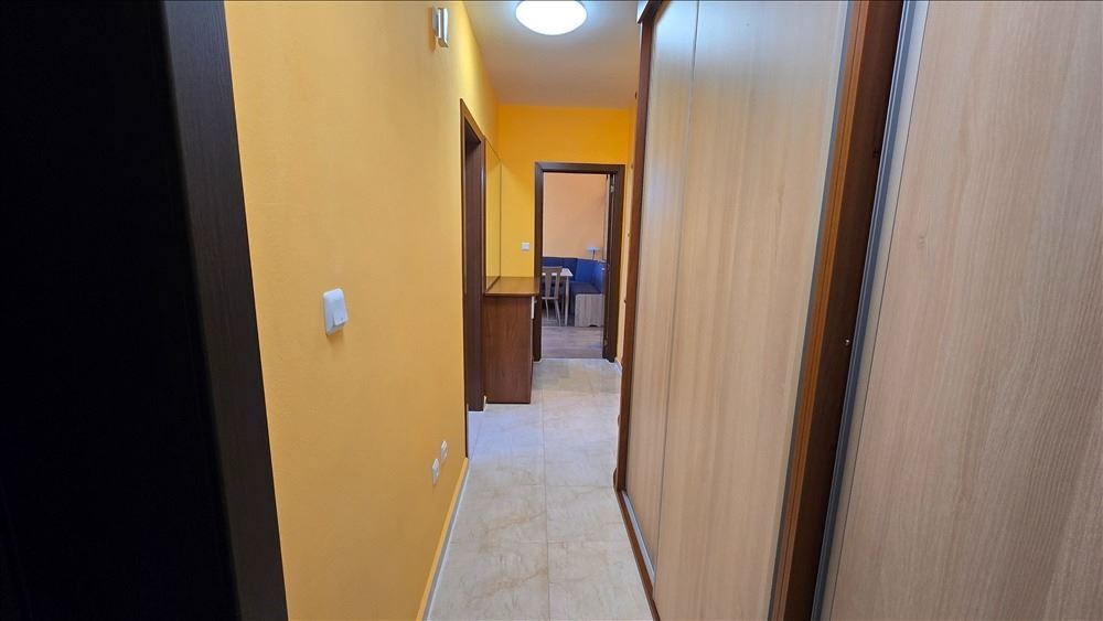 Zweizimmerwohnung ohne Instandhaltungsgebühr in Sarafovo – nach einer Auffrischungsrenovierung