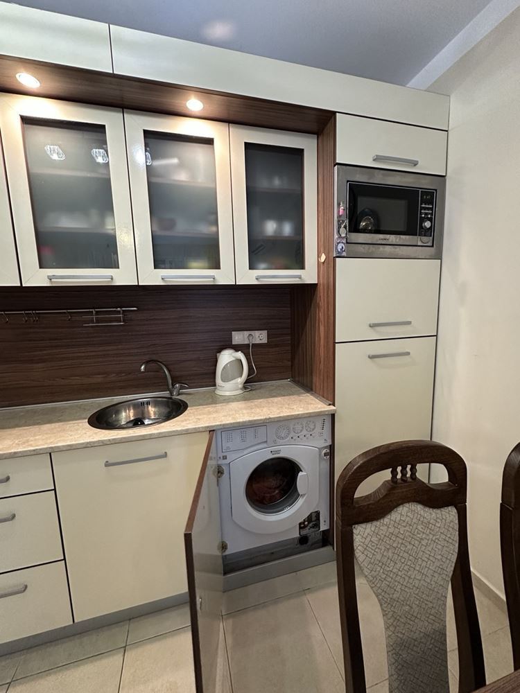 2-Zimmer-Wohnung mit herrlicher Aussicht in Pomorie – ein gemütliches Zuhause am Meer
