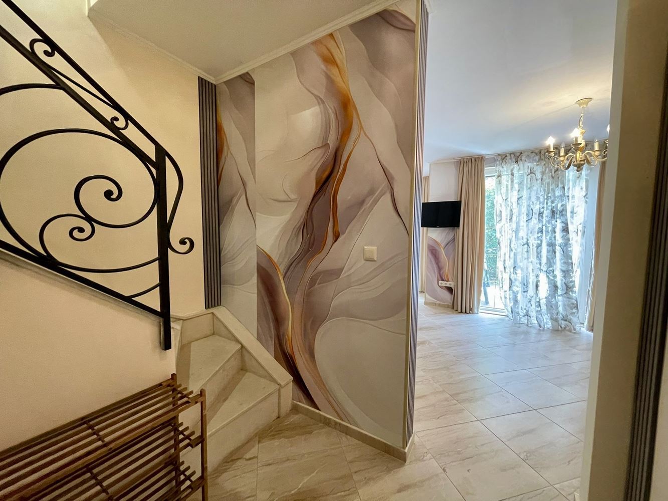 Luxuriöses Maisonette-Apartment mit Garten in Elite-Komplex – Komfort und Entspannung in Meeresnähe