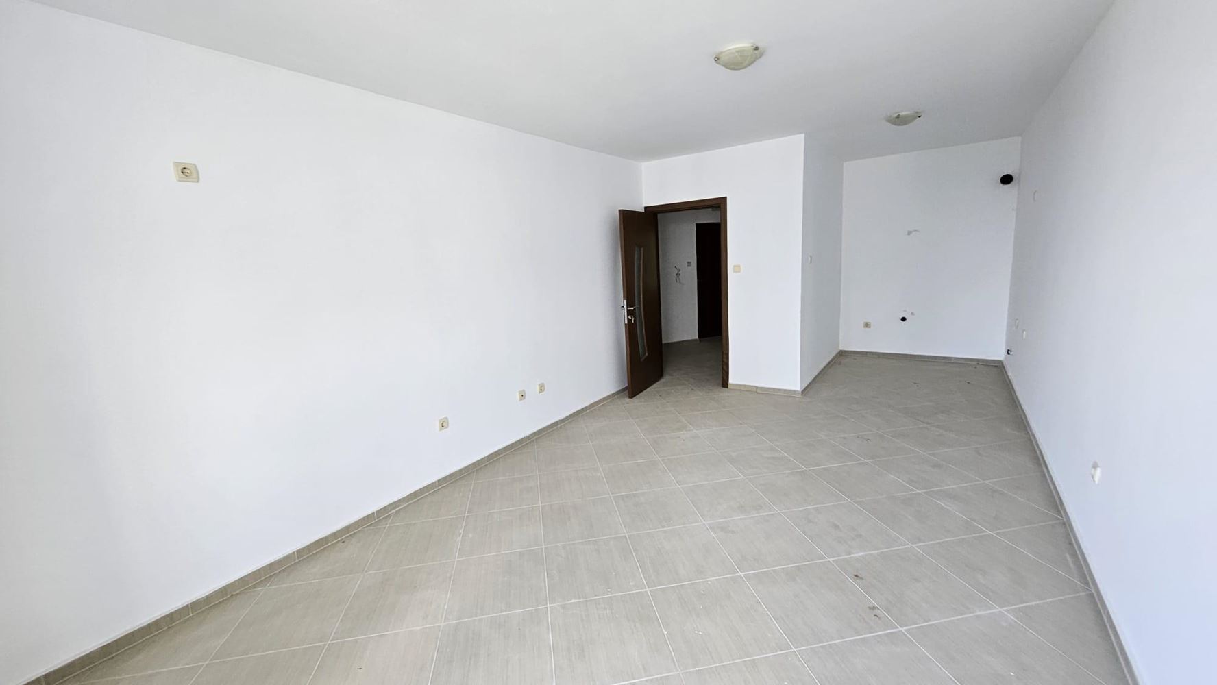Wohnung mit einem Schlafzimmer und Meerblick in Ahtopol – nur 50 Meter vom Strand entfernt, ohne Hausverwaltungsgebühr