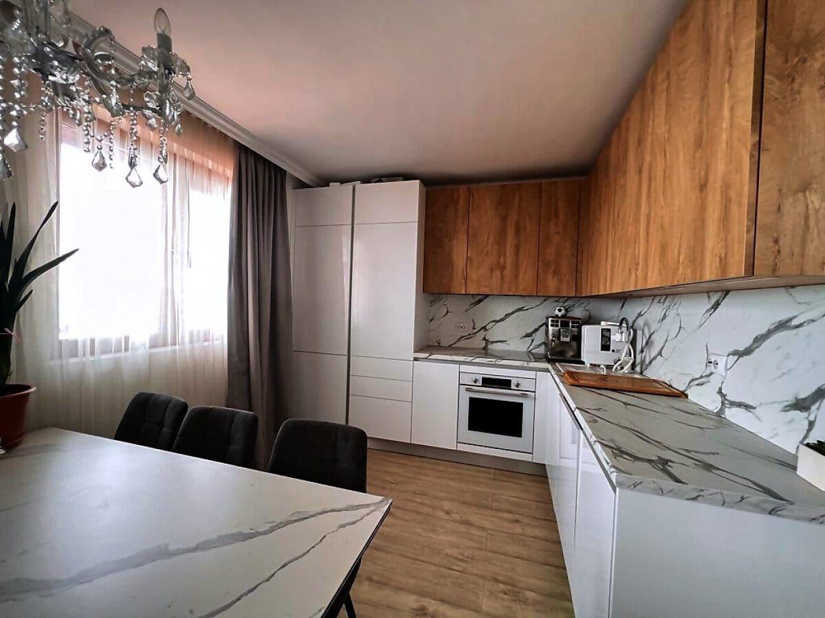 Komfortable Maisonette-Wohnung mit zwei Schlafzimmern und Meerblick in Sveti Vlas – Immobilie in prestigeträchtiger Lage mit beeindruckender Aussicht