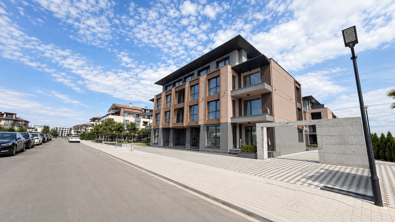 Wohnung mit eigenem Garten 100 m vom Meer entfernt in Sarafovo – Neubau, vor Akt 15