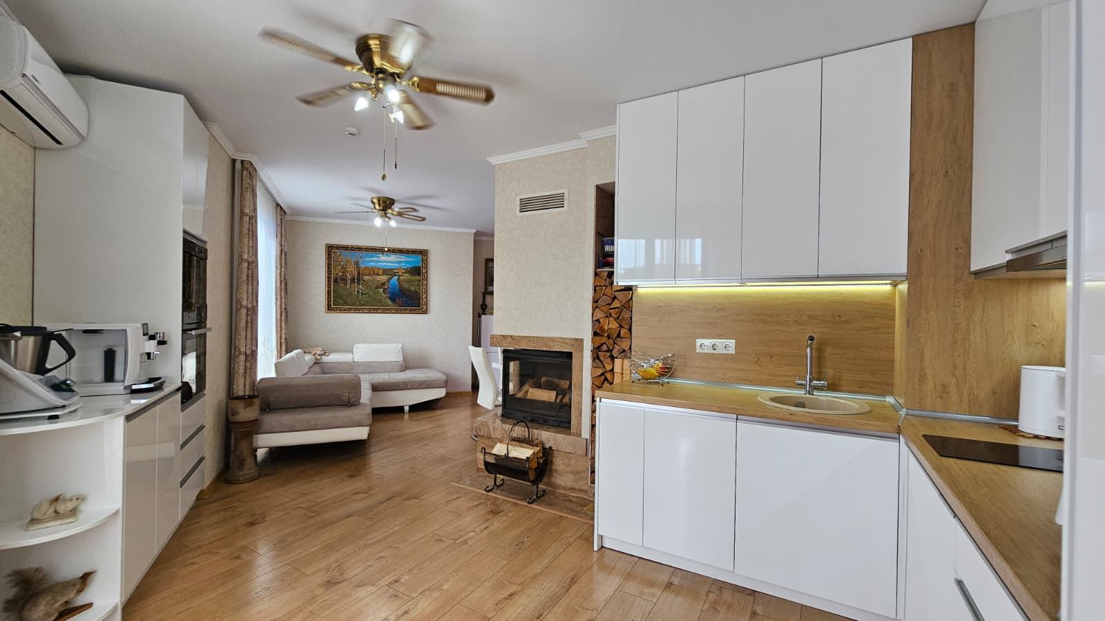 Geräumiges Penthouse mit Panoramaterrasse und Sauna in einer modernen Wohnanlage in Sonnenstrand