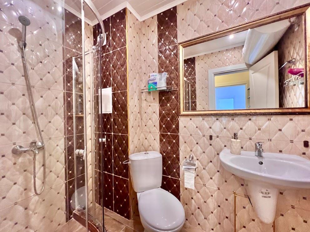 Gemütliche Zweizimmerwohnung in Rawda – Stil, Komfort und Ruhe am Meer