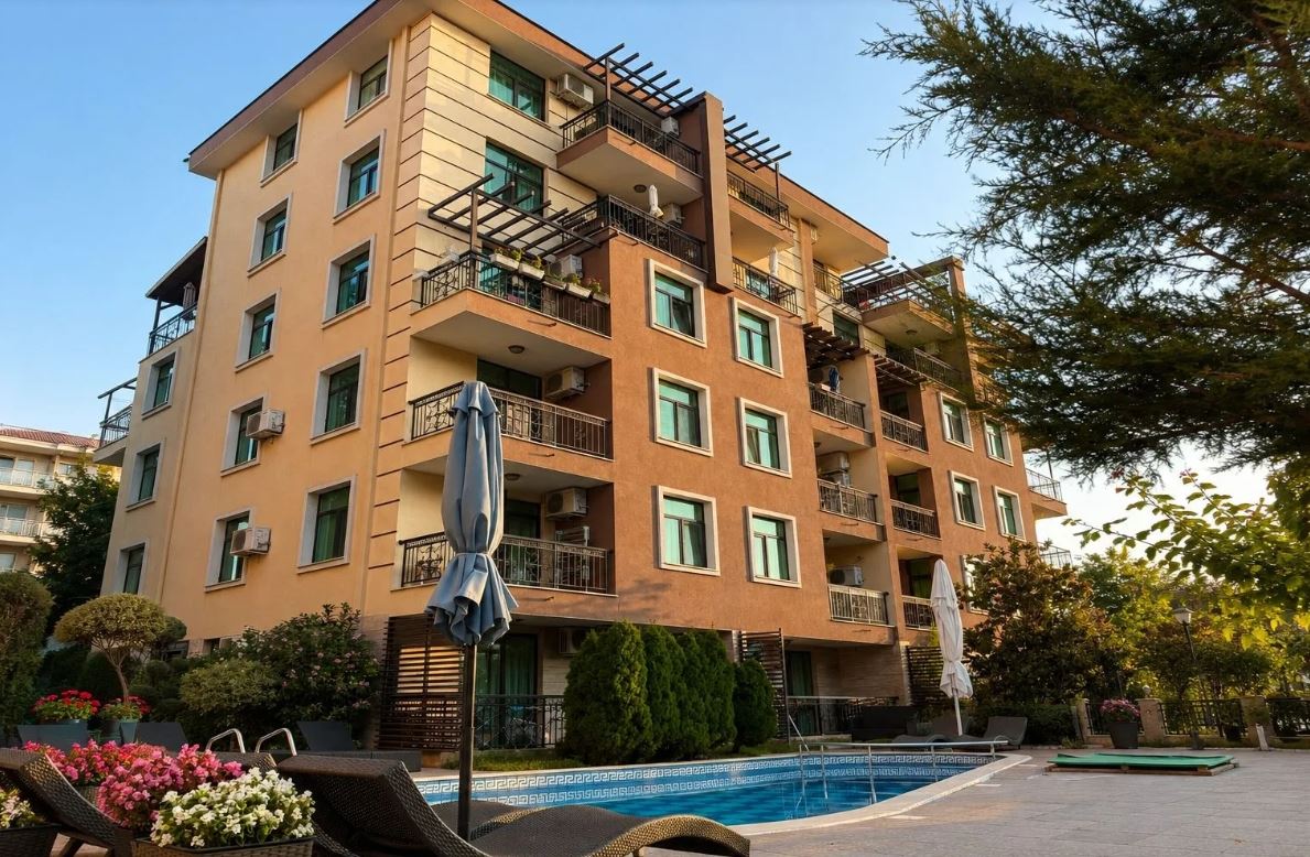 Geräumige Maisonettewohnung mit Panoramaterrasse in Ravda – ausgezeichnete Wahl zum Wohnen, Erholen oder als Investition