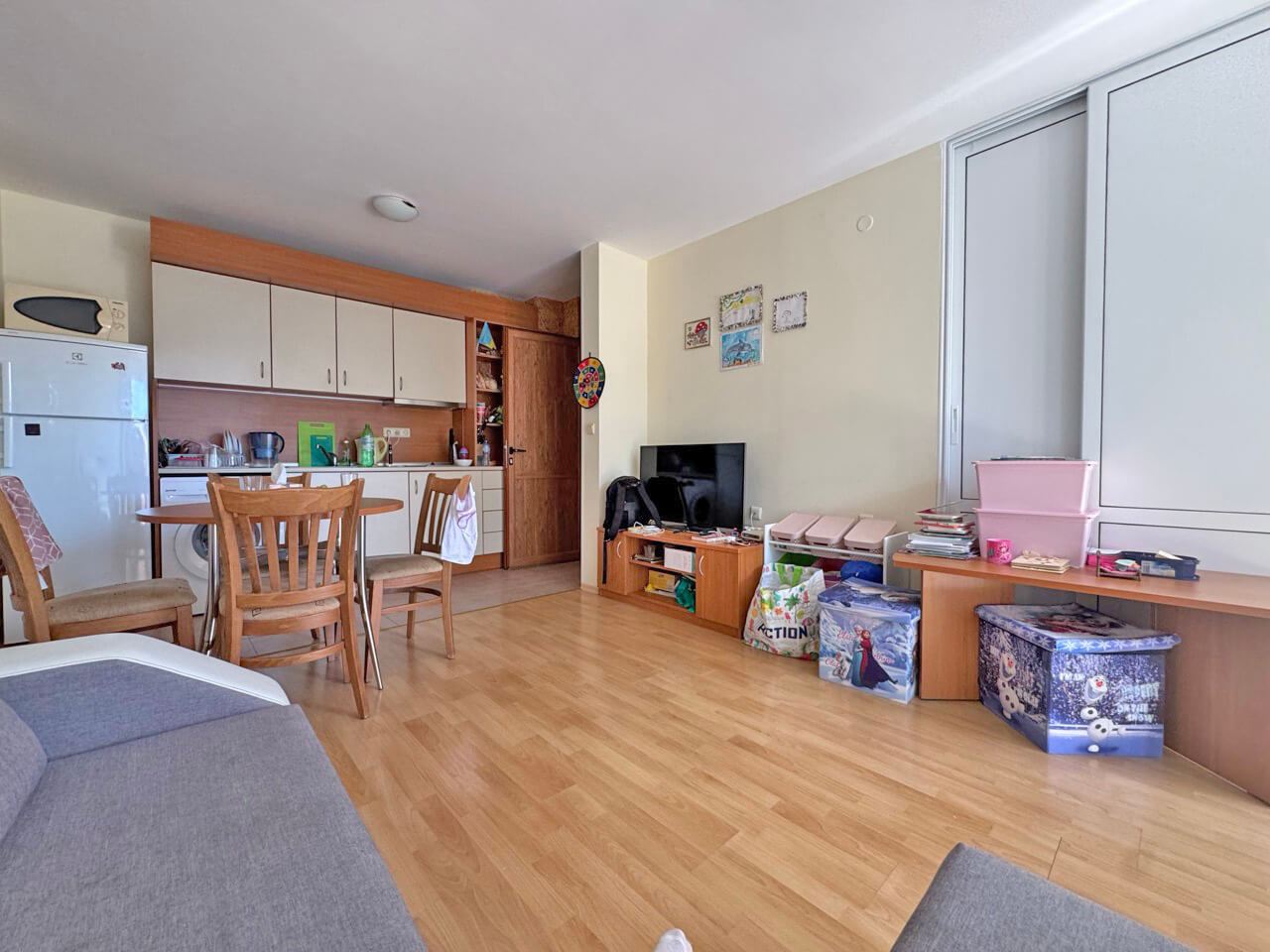 Drei-Zimmer-Wohnung in Sonnenstrand – hervorragende Lage am Meer, Komfort und vollständige Bezugsfertigkeit