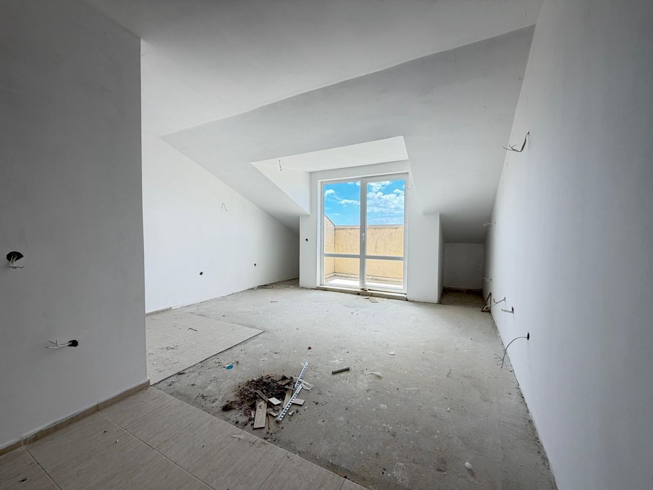 Neue Wohnung mit einem Schlafzimmer ohne Wartungsgebühr in ruhiger Lage nahe Sonnenstrand
