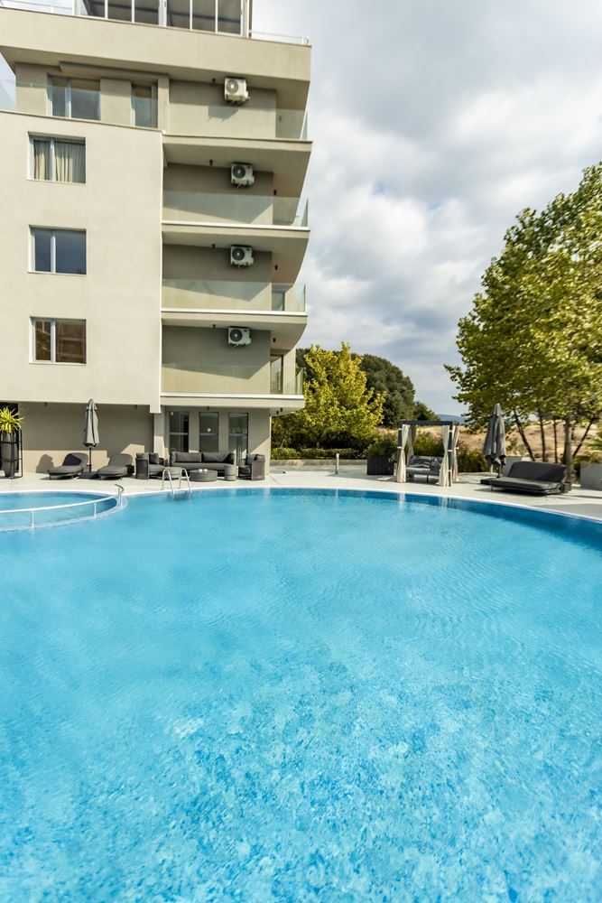 Apartment mit zwei Schlafzimmern, Südausrichtung in erster Meereslinie – Raum, Komfort und ausgezeichnete Investition