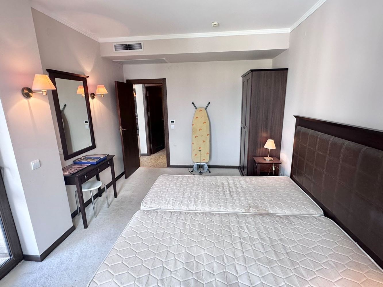 Luxuriöse Wohnung mit einem Schlafzimmer und Panoramablick auf das Meer in einer prestigeträchtigen Wohnanlage in Sonnenstrand