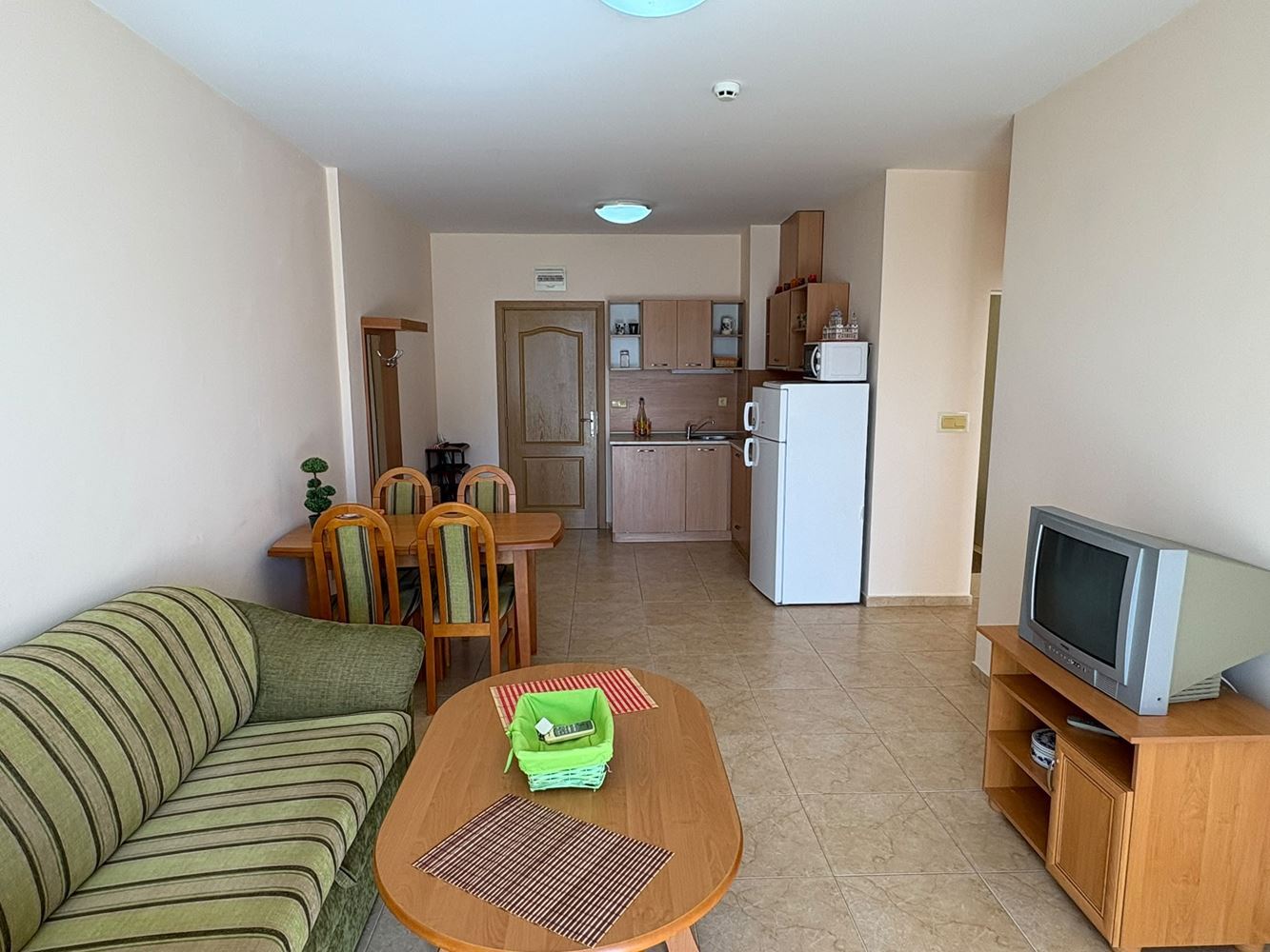 2-Zimmer-Wohnung in Sonnenstrand – Komfort in einer Anlage mit Swimmingpools und Wasserrutschen