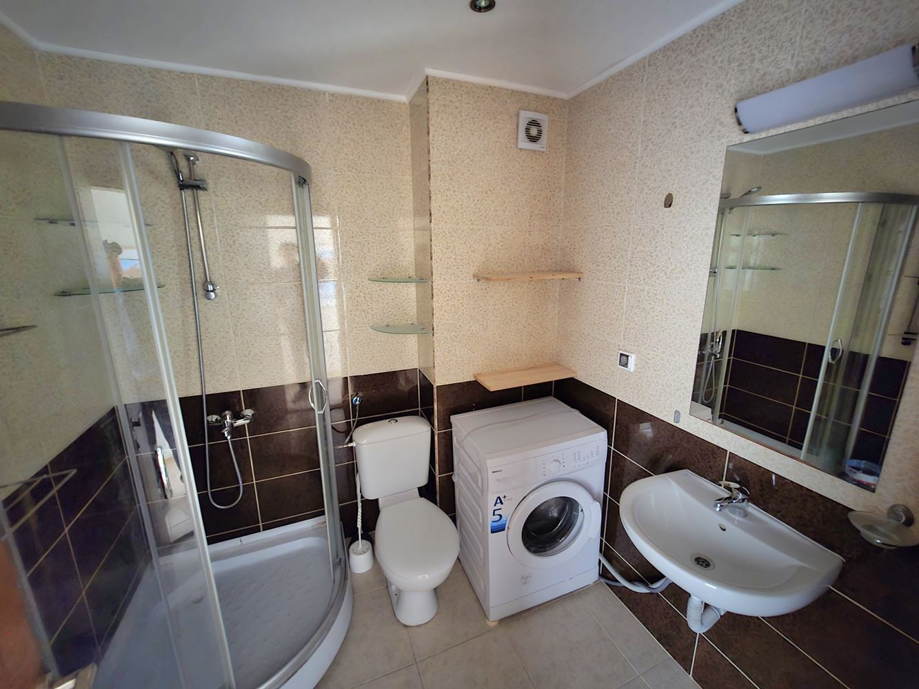 Großzügigkeit, Komfort und Poolblick – Ihr neues Zuhause in Ravda