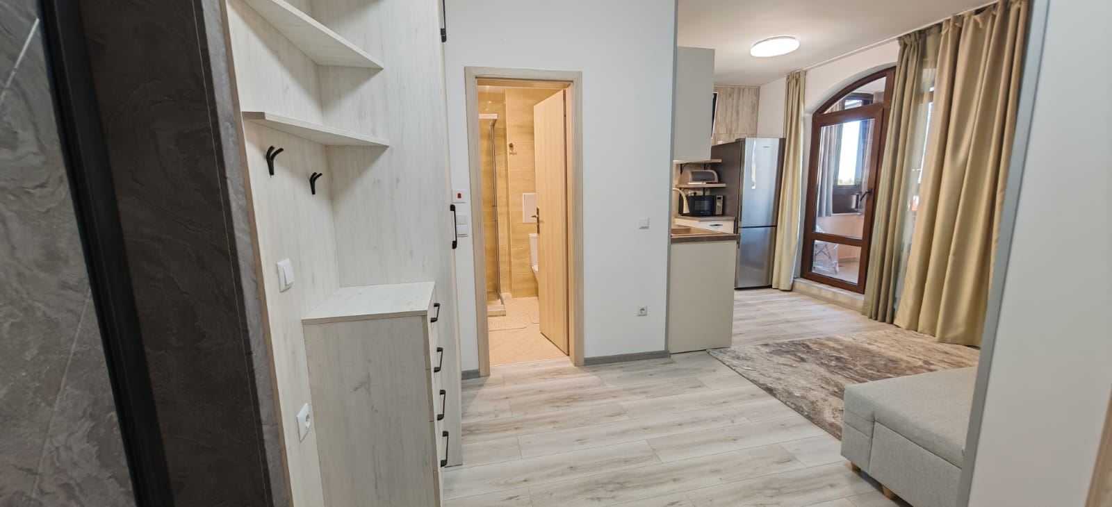 Stilvolle Zweizimmerwohnung in Sveti Vlas – komplett renoviert und nur wenige Meter vom Strand entfernt