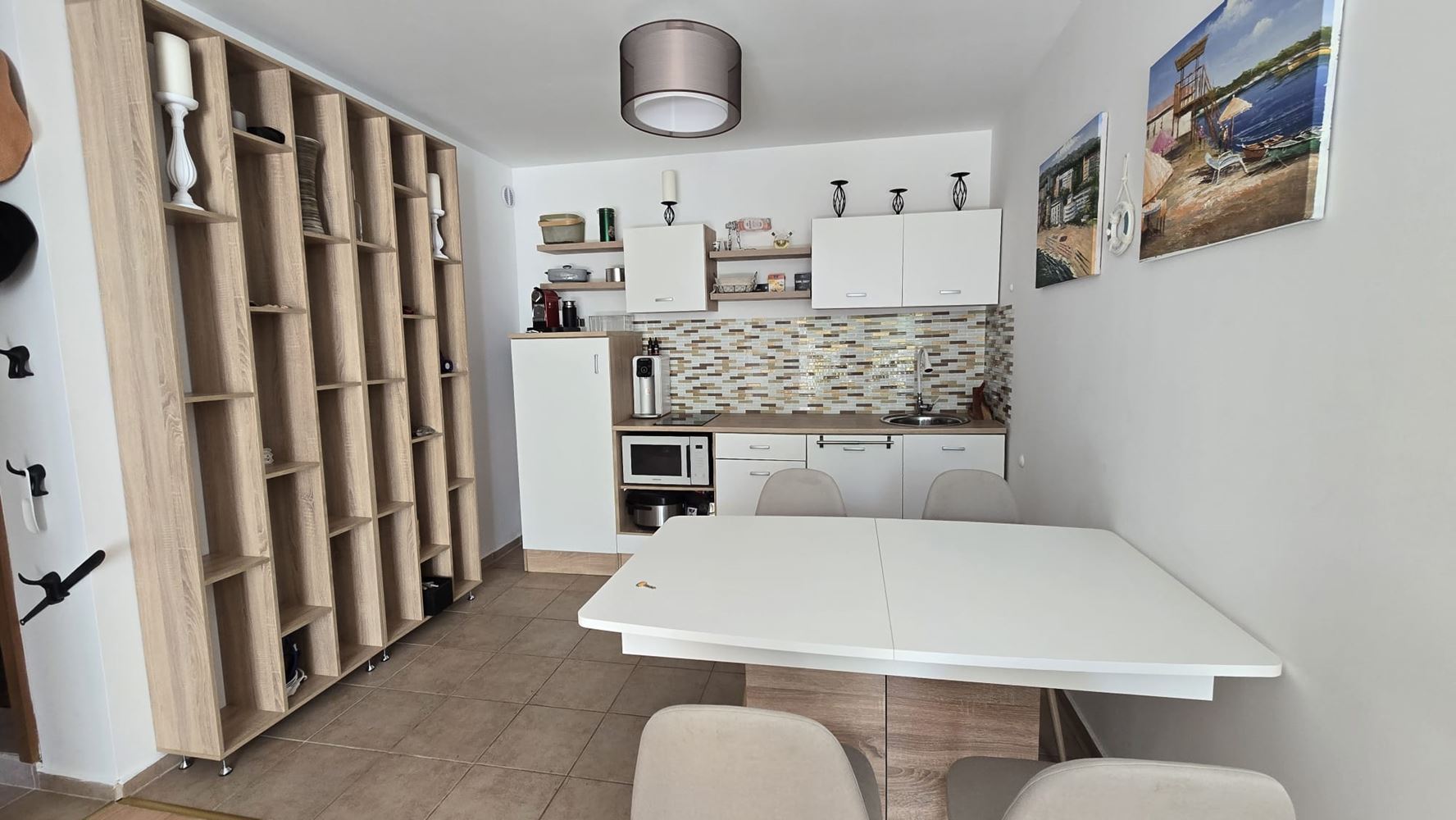 Stilvolle Ein-Zimmer-Wohnung in einer Eliteanlage in Sveti Vlas – Komfort, Ruhe und ganzjährige Nutzung